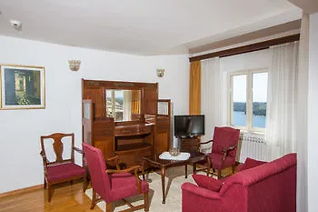 Penthouse The Old Town View Apartment
